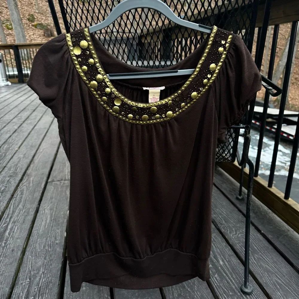 Candie's Brown Top with Gold Accents